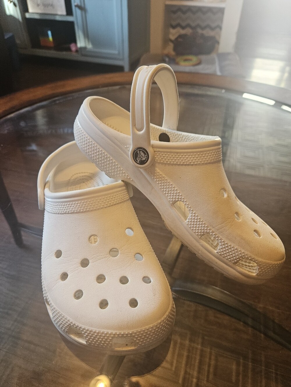 EUC Crocs Classic Clog Sandals Men’s US 9 Women's 7 White Rubber Slip-On Straps